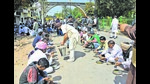 Langar being served to the protesters near the Chandigarh-Panchkula border on Thursday. (Sant Arora/HT) Langar being served to the protesters near the Chandigarh-Panchkula border on Thursday. (Sant Arora/HT)