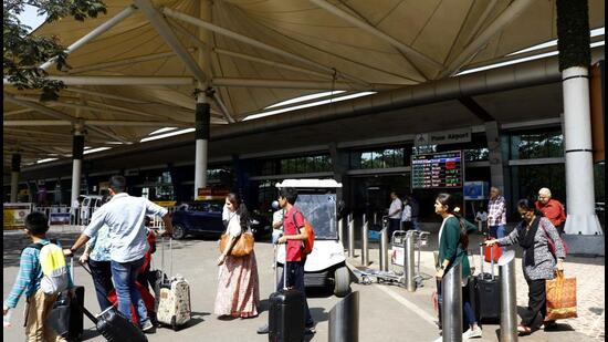 The first quarter of 2023 till March 2 saw as many as 12 flights getting delayed, causing inconvenience to flyers at Pune international airport. (HT FILE PHOTO) The first quarter of 2023 till March 2 saw as many as 12 flights getting delayed, causing inconvenience to flyers at Pune international airport. (HT FILE PHOTO)