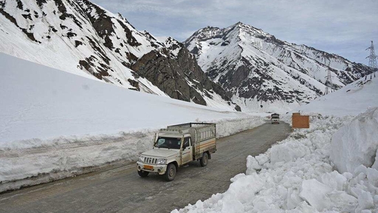 Zojila Pass is located on the Srinagar-Kargil-Leh road (NH-1) at a height of 11,650 feet and provides a vital strategic link between Kashmir Valley and Ladakh region.(Waseem Andrabi /Hindustan Times)