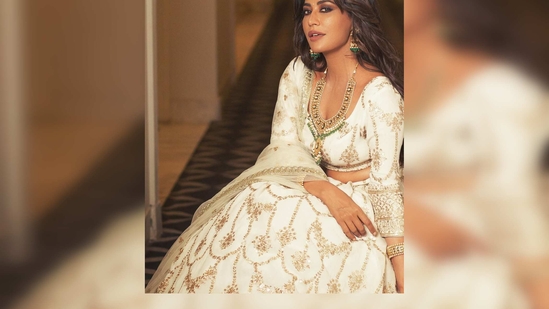 Chitrangda Singh's lehenga set is from the collection of the bridal clothing line Fuchsia Bridal Couture. (Instagram/@chitrangda)
