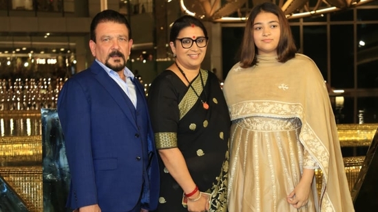 Smriti Irani attended the NMACC launch event with husband Zubin Irani and daughter Zoish Irani. Smriti was in a black saree while Zoish was in a beige anarkali. (Varinder Chawla)