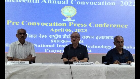 MNNIT officials led by director Prof RS Verma (middle) addressing media persons on Thursday . (HT Photo) MNNIT officials led by director Prof RS Verma (middle) addressing media persons on Thursday . (HT Photo)