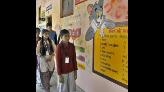 The notification further stated that the schools registered under the portal are also required to update information regarding teachers and infrastructure at the institution. (HT File Photo)