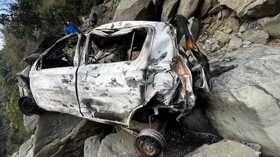 Four people were killed and eight injured in a bombing targeting a police vehicle in a marketplace in Pakistan. (HT File Photo/Representational image) Four people were killed and eight injured in a bombing targeting a police vehicle in a marketplace in Pakistan. (HT File Photo/Representational image)