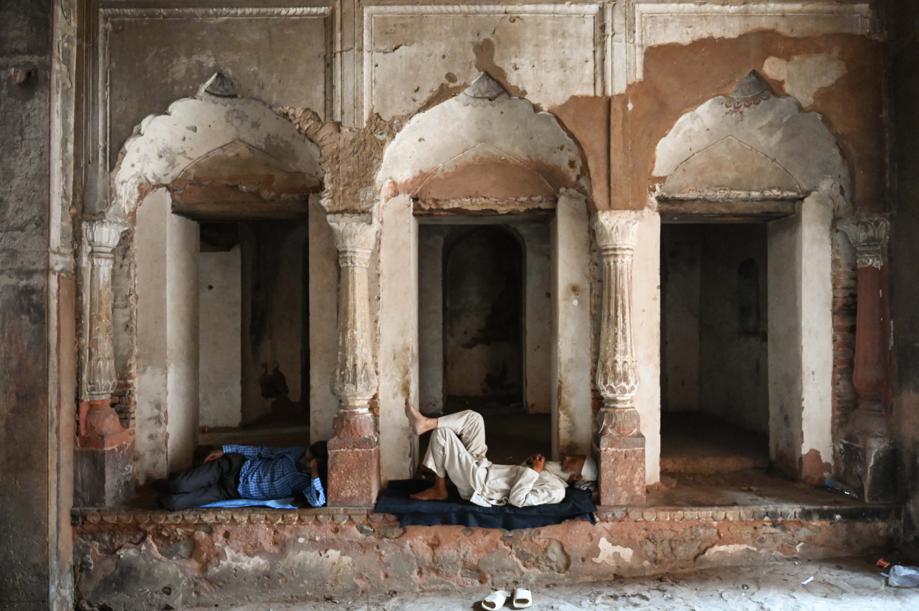 It was originally built by Akbar Shah II in 1820 It was originally built by Akbar Shah II in 1820