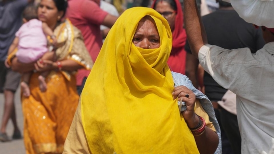 A heatwave is declared when the maximum is over 40°C, and the deviation from normal is at least 4.5 degrees. (PTI)(HT_PRINT)