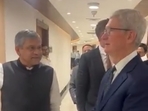 Ashwini Vaishnaw with Apple CEO Tim Cook. (Twitter/ Ashwini Vaishnaw) Ashwini Vaishnaw with Apple CEO Tim Cook. (Twitter/ Ashwini Vaishnaw)
