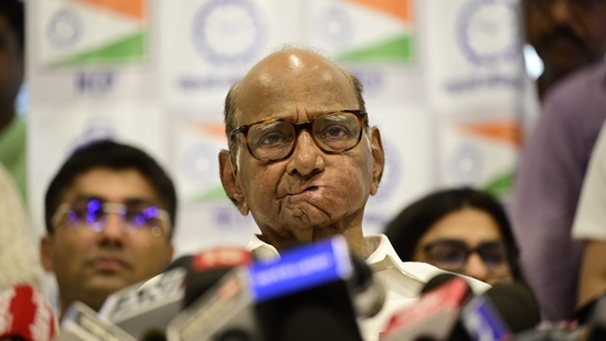 Sharad Pawar addresses presser in Mumbai.(HT Photo/Anshuman Poyrekar) Sharad Pawar addresses presser in Mumbai.(HT Photo/Anshuman Poyrekar)