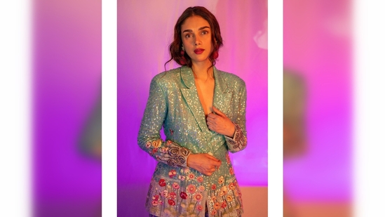 Aditi Rao Hydari picked her outfit for the glam night from the shelves of designer Rahul Mishra's collection. (Instagram/@aditiraohydari)