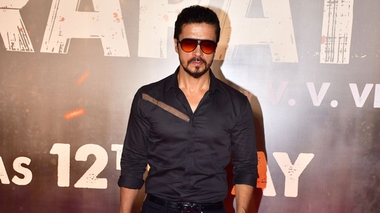 Darshan Kumaar of The Kashmir Files fame made a stylish appearance in black formals but with a twist. (Varinder Chawla)