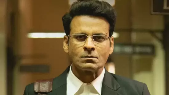 Manoj Bajpayee in a still from Sirf Ek Bandaa Kaafi Hai. Manoj Bajpayee in a still from Sirf Ek Bandaa Kaafi Hai.