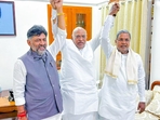DK Shivakumar tweeted a picture of himself with Karnataka CM designate Siddaramaiah and Mallikarjun Kharge. DK Shivakumar tweeted a picture of himself with Karnataka CM designate Siddaramaiah and Mallikarjun Kharge.