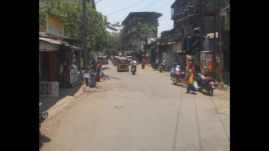 With the push to the cluster scheme in Kalyan-Dombivli, the long pending matter of a U-type road from Katemanivali to Siddharthnagar in Kalyan (East) will also be addressed, said the KDMC commissioner Bhausaheb Dandge. (HT PHOTO) With the push to the cluster scheme in Kalyan-Dombivli, the long pending matter of a U-type road from Katemanivali to Siddharthnagar in Kalyan (East) will also be addressed, said the KDMC commissioner Bhausaheb Dandge. (HT PHOTO)