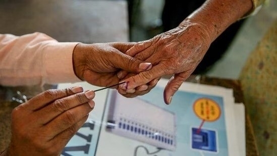 The voting of the third phase of the state's Municipal elections is underway. It was held from 7 am to 5 pm on Friday. (File)