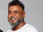 Munna Thaakur has done several photo shoots with Salman Khan. Munna Thaakur has done several photo shoots with Salman Khan.