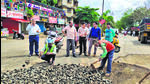 To get a taste of how potholes feel, engineers asked to use bikes in Kalyan-Dombivli To get a taste of how potholes feel, engineers asked to use bikes in Kalyan-Dombivli