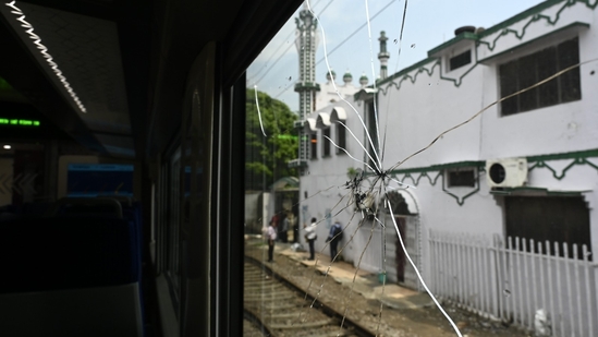 A broken window pane of Lucknow-bound Vande Bharat train (HT photo) A broken window pane of Lucknow-bound Vande Bharat train (HT photo)