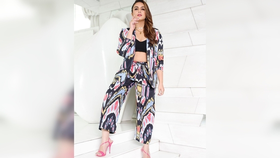This 'Jackie Blazer-Pants Set' is worth Rs. 10,100 as per the official website of the label. (Instagram/@iamhumaq)