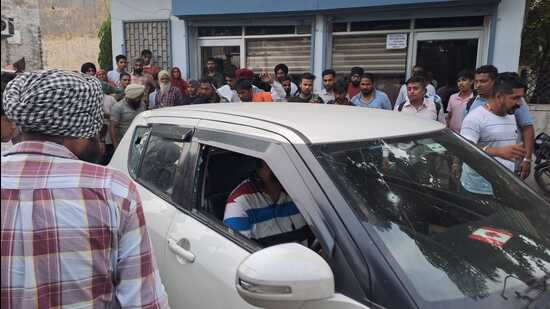 Three unidentified assailants had opened fire at two youths while they were leaving in their car from Metro Plaza Citi Market in Zirakpur’s Lohgarh area on Friday evening. (HT Photo) Three unidentified assailants had opened fire at two youths while they were leaving in their car from Metro Plaza Citi Market in Zirakpur’s Lohgarh area on Friday evening. (HT Photo)