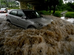 The India Meteorological Department (IMD) kept its “red” alert in Dakshina Kannada, Udupi and Uttara Kannada districts for the third consecutive day. (Sunil Ghosh / Hindustan Times) The India Meteorological Department (IMD) kept its “red” alert in Dakshina Kannada, Udupi and Uttara Kannada districts for the third consecutive day. (Sunil Ghosh / Hindustan Times)