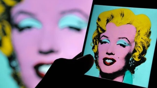 Marilyn Monroe by Andy Warhol (Shutterstock) Marilyn Monroe by Andy Warhol (Shutterstock)