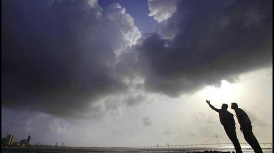 IMD and IISER will work together to create awareness on weather and climate through various activities. ((PIC FOR REPRESENTATION)) IMD and IISER will work together to create awareness on weather and climate through various activities. ((PIC FOR REPRESENTATION))