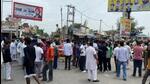 Protestors blocking the road in Kot Isse Khan chowk in Moga district after the firing incident. (HT Photo) Protestors blocking the road in Kot Isse Khan chowk in Moga district after the firing incident. (HT Photo)