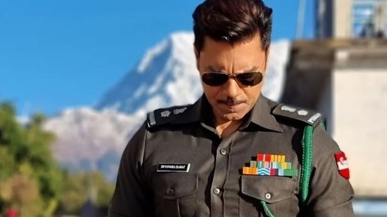 Gaurav Chopraa as Col Rawat in Gadar 2.