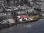 The red house in Lahaina, Maui.( The red house in Lahaina, Maui.(
