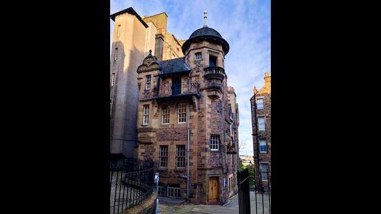 Edinburgh, Scotland - 21.10.2019. The Writers’ Museum close to The Royal Mile in Old Town. It celebrates 3 great Scottish writers: Robert Burns, Sir Walter Scott and Robert Louis Stevenson (Alla Tsyganova/Shutterstock) Edinburgh, Scotland - 21.10.2019. The Writers’ Museum close to The Royal Mile in Old Town. It celebrates 3 great Scottish writers: Robert Burns, Sir Walter Scott and Robert Louis Stevenson (Alla Tsyganova/Shutterstock)