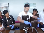 Congress leader Rahul Gandhi making chocolates in Tamil Nadu's Ooty.(Rahul Gandhi/YT) Congress leader Rahul Gandhi making chocolates in Tamil Nadu's Ooty.(Rahul Gandhi/YT)