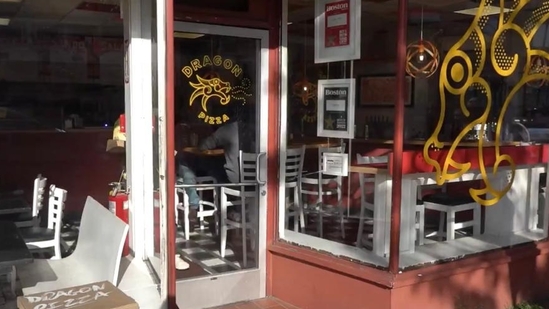 Pizza Review Turns Heated: Dave Portnoy and Pizzeria Owner Clash!(Twitter) Pizza Review Turns Heated: Dave Portnoy and Pizzeria Owner Clash!(Twitter)