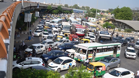 Due to several traffic restrictions and restricted movement of vehicles, several parts of Delhi experienced heavy traffic congestion. (HT Photo)