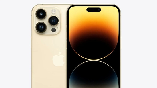 Upcoming Apple iPhone 15 Pro Max might be having the world's thinnest display. (Representational Image)(Twitter) Upcoming Apple iPhone 15 Pro Max might be having the world's thinnest display. (Representational Image)(Twitter)