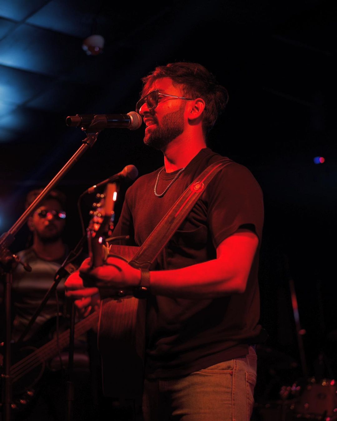 Jaipur-based singer Tushar Modi is known for his version of Farhan Akhtar's Tum Ho Toh (2008). Jaipur-based singer Tushar Modi is known for his version of Farhan Akhtar's Tum Ho Toh (2008).