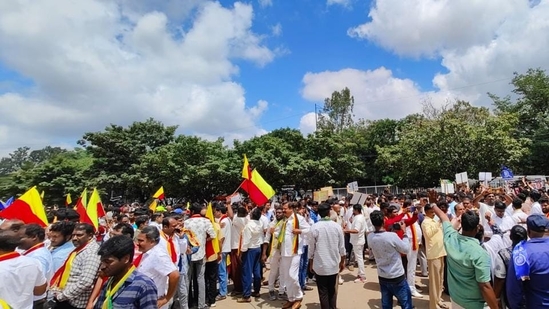 Members of farmers’ associations and political groups gather at Freedom Park in Bengaluru to protest over Cauvery issue on Tuesday. (HT Photo) Members of farmers’ associations and political groups gather at Freedom Park in Bengaluru to protest over Cauvery issue on Tuesday. (HT Photo)