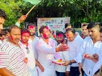 JD(U) supporters celebrate after the Bihar government released the caste survey report, in Patna on Monday. (ANI) JD(U) supporters celebrate after the Bihar government released the caste survey report, in Patna on Monday. (ANI)