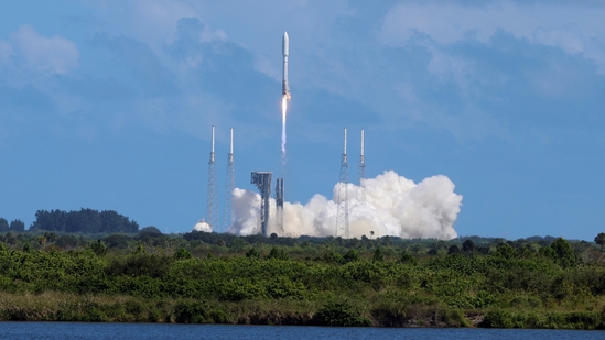 A United Launch Alliance Atlas V rocket lifts off carrying Amazon's two prototype relay stations for a space-based internet service it calls Project Kuiper, from the Cape Canaveral Space Force Station.(REUTERS)