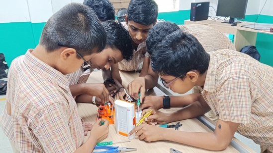 School Students at Poonamalle GHS in Thiruvallur District, TN, at a DEL Lab established by IIT Madras(Handout) School Students at Poonamalle GHS in Thiruvallur District, TN, at a DEL Lab established by IIT Madras(Handout)