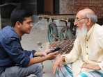 Faisal Hayat, one of the three authors in conversation with his subjects for the book “The Speaking Window”. (HT Photo) Faisal Hayat, one of the three authors in conversation with his subjects for the book “The Speaking Window”. (HT Photo)