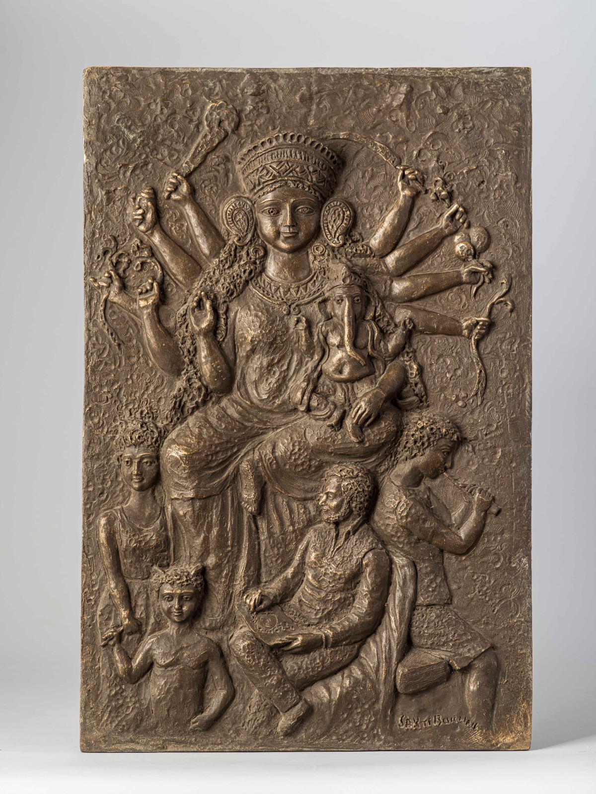 Artist Sakti Burman's works are displayed at this exhibition. Artist Sakti Burman's works are displayed at this exhibition.