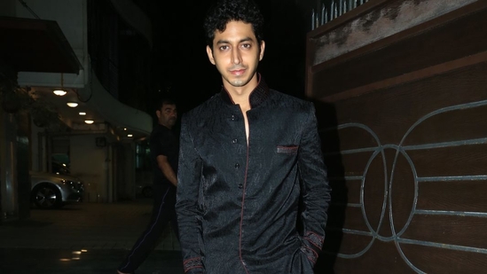 Mihir Ahuja, who will now be seen in The Archies as Jughead and was also seen as Mona Singh's elder son in Made In Heaven 2, also attended the party. He was in a black bandhgala. 