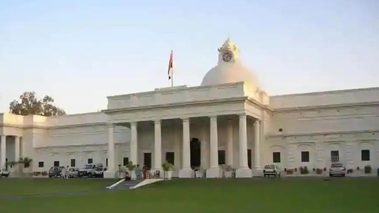According to an official press release by IIT Roorkee, close to 600 offers made during the recruitment drive by at more than 100 companies in last four days.(HT File) According to an official press release by IIT Roorkee, close to 600 offers made during the recruitment drive by at more than 100 companies in last four days.(HT File)
