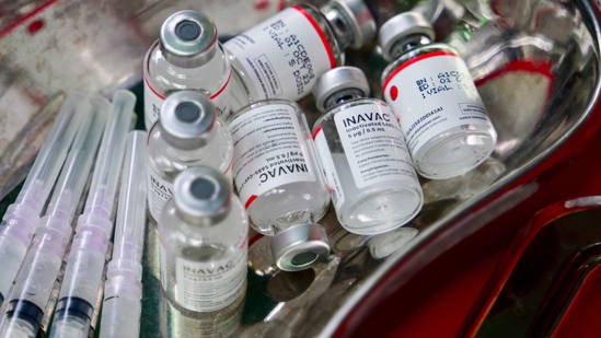 "JN.1 is a severely immune-evasive and fast-spreading variant, markedly different from XBB and all other prior versions of this virus. This enables it to infect people who had previous Covid infections and also people who were vaccinated," he was quoted as saying by the news agency ANI. (AFP)