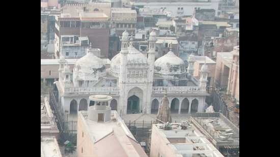 The AIMC filed another application in the Varanasi district court, urging the court that if it reaches the decision that a copy of the survey report should be given to Jain at his email ID, a copy of the same should also be provided to AIMC counsel Akhlaque Ahmad at his email ID on Gmail. (HT FILE PHOTO) The AIMC filed another application in the Varanasi district court, urging the court that if it reaches the decision that a copy of the survey report should be given to Jain at his email ID, a copy of the same should also be provided to AIMC counsel Akhlaque Ahmad at his email ID on Gmail. (HT FILE PHOTO)