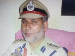Retired police officer shot dead by terrorists at Baramulla mosque in Kashmir(Twitter/@Parvaiz_Qadri) Retired police officer shot dead by terrorists at Baramulla mosque in Kashmir(Twitter/@Parvaiz_Qadri)