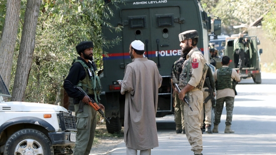 Hizbul terrorist Javed Mattoo arrested (ANI/Representational image) Hizbul terrorist Javed Mattoo arrested (ANI/Representational image)