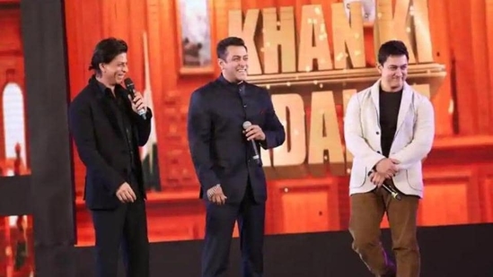 All three superstars, Shahrukh, Salman and Aamir Khan, were born in 1965. (HT Photo)
