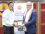 Director of IIT Madras, Prof. V. Kamakoti presenting a memento to Prof. Iain Martin, Vice-Chancellor of Deakin University. Director of IIT Madras, Prof. V. Kamakoti presenting a memento to Prof. Iain Martin, Vice-Chancellor of Deakin University.