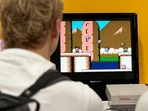 Retro games are popular among all age groups (Kristina Reymann-Schneider/DW ) Retro games are popular among all age groups (Kristina Reymann-Schneider/DW )